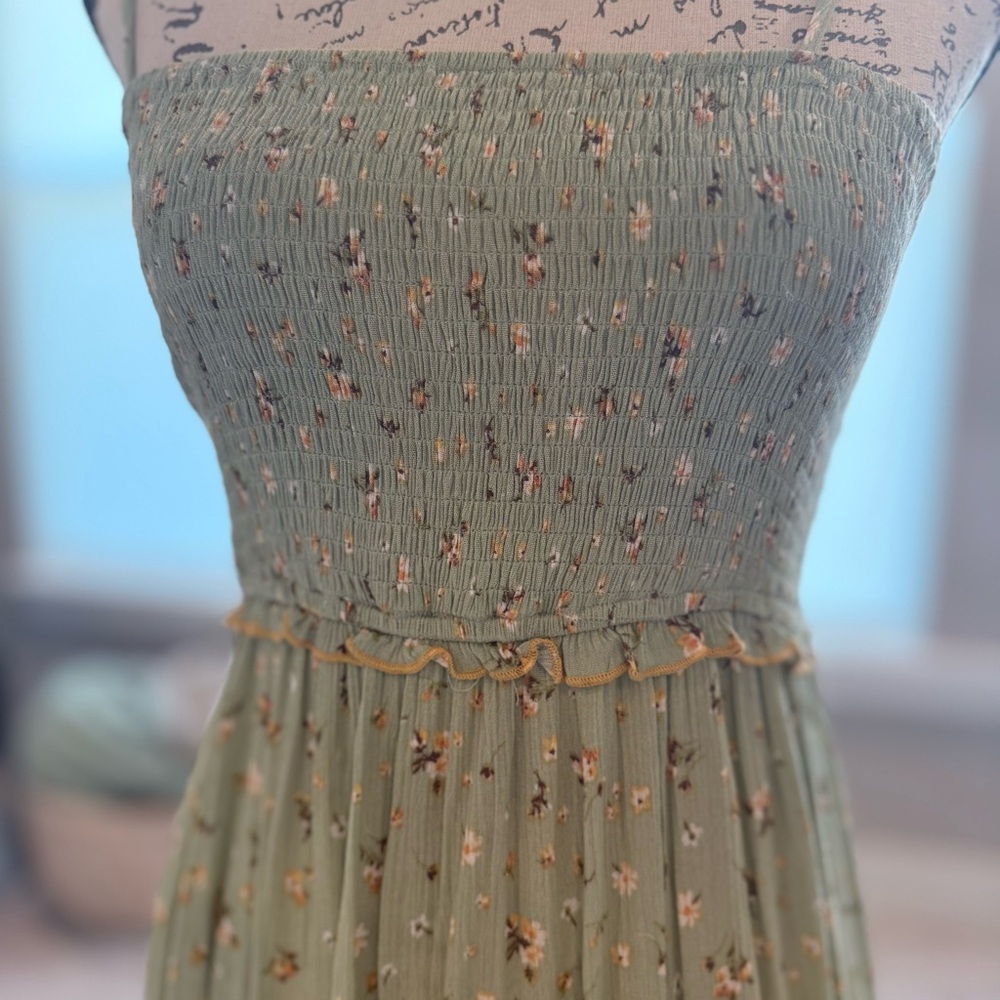 Hem & Thread Green Floral Strapless Dress